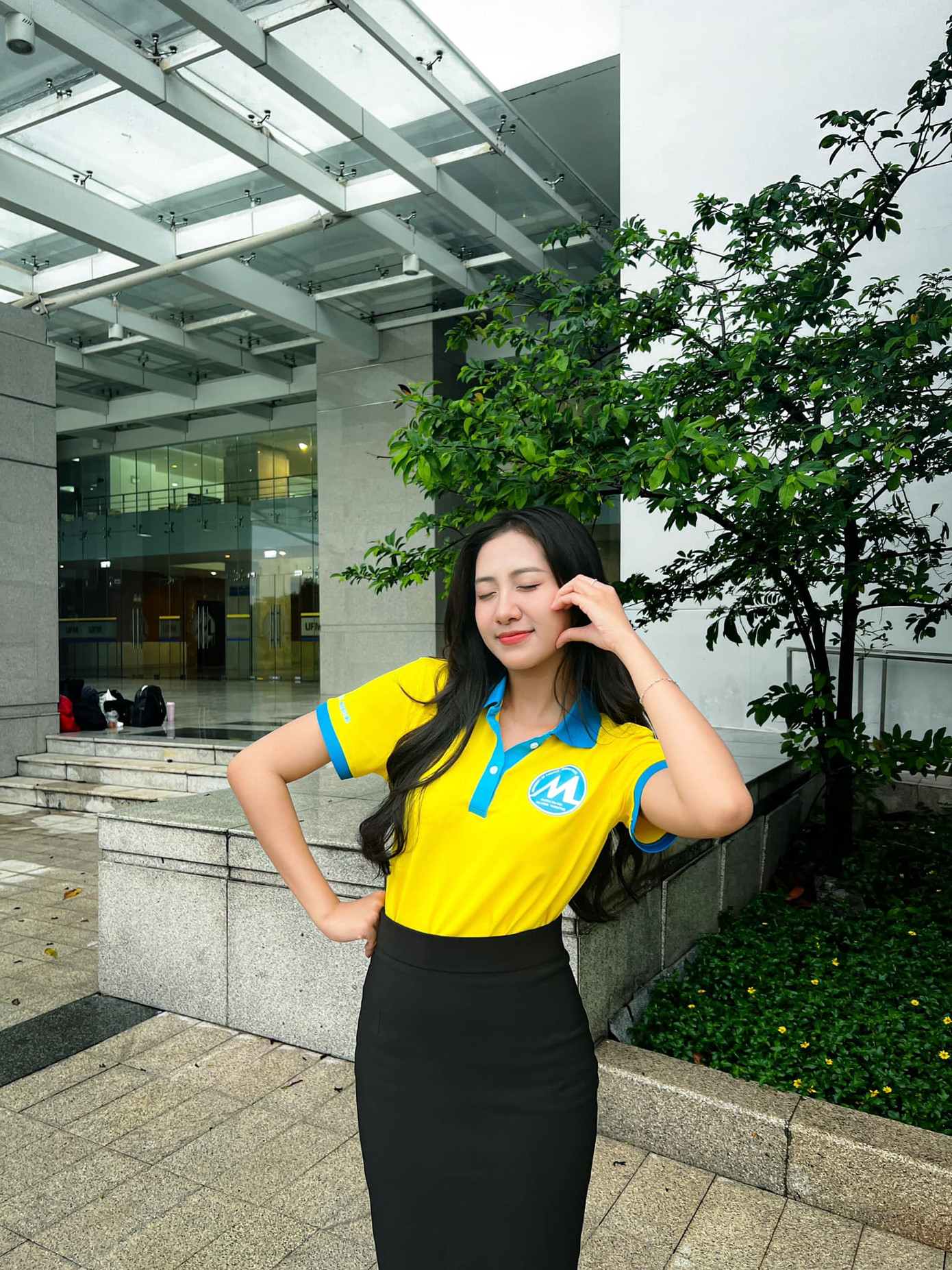 Trúc Linh cho biết việc tham gia cuộc thi hoa khôi cấp trường là bước đệm giúp cô định vị bản thân, từ đó có sự tự tin để tiếp tục tham gia cuộc thi sắc đẹp tầm cỡ quốc gia.