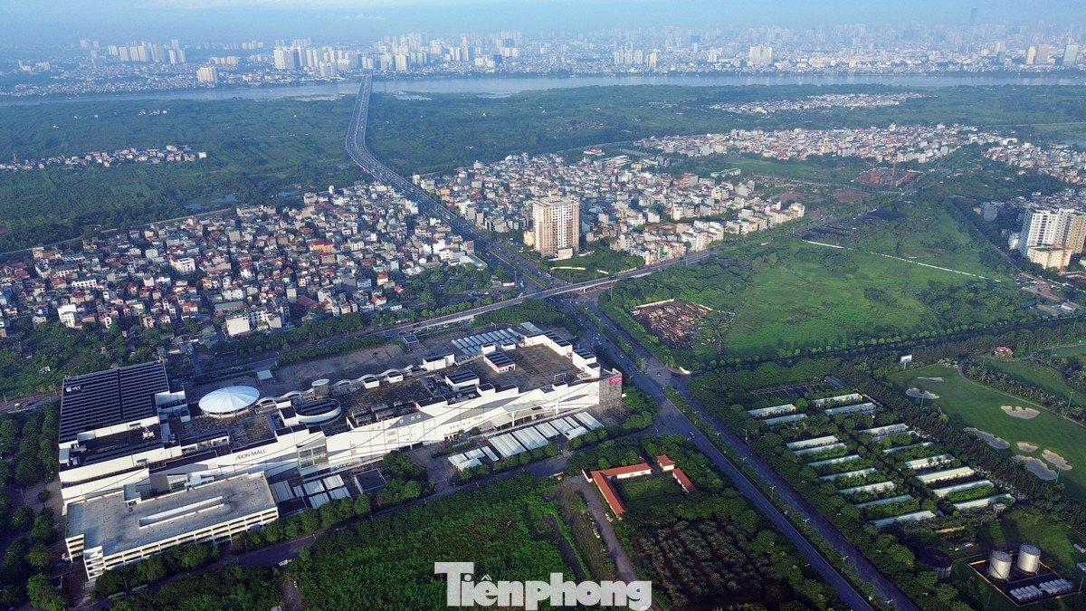 Cổ Linh - cầu Vĩnh Tuy là một trong những nút giao thông trọng điểm của thành phố, là điểm trung chuyển lưu lượng giao thông lớn từ Vành đai 2 đi nhiều tuyến liên tỉnh cũng như một số khu vực nội đô đông đúc. Cổ Linh - cầu Vĩnh Tuy là một trong những nút giao thông trọng điểm của thành phố, là điểm trung chuyển lưu lượng giao thông lớn từ Vành đai 2 đi nhiều tuyến liên tỉnh cũng như một số khu vực nội đô đông đúc.