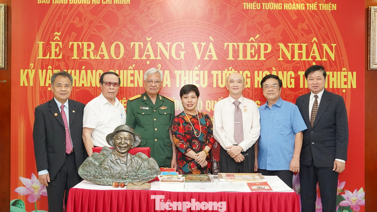 Sự kiện trao tặng kỷ vật kháng chiến nhằm giới thiệu những cống hiến của Vị tướng Trường Sơn - Hoàng Thế Thiện đối với “Con đường Trường Sơn huyền thoại” trong lịch sử chống giặc ngoại xâm, giành lại độc lập, tự do của dân tộc Việt Nam ở Thế kỷ 20, đồng thời góp phần giáo dục, bồi dưỡng phẩm chất đạo đức cách mạng cho các thế hệ kế tiếp để tự hào, phát huy truyền thống cha anh trong sự nghiệp xây dựng và bảo vệ Tổ quốc hôm nay và mai sau.