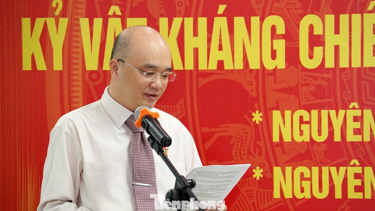 "Buổi lễ hôm nay không chỉ là niềm vui, niềm tự hào của riêng gia đình, dòng họ Thiếu tướng Hoàng Thế Thiện mà còn là niềm vui, niềm tự hào chung của cả một thế hệ ông cha đi trước đã có công lao to lớn, đã hy sinh xương máu trong sự nghiệp giải phóng và thống nhất đất nước, xây dựng và bảo vệ Tổ quốc xã hội chủ nghĩa và làm nghĩa vụ quốc tế" - ông Hoàng Anh Thi, con trai cố Thiếu tướng Hoàng Thế Thiện phát biểu tại buổi lễ.