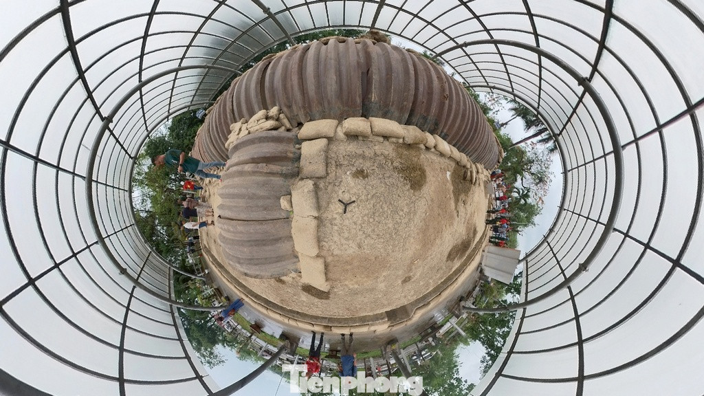 Trong dịp kỷ niệm 70 năm chiến thắng Điện Biên Phủ, hầm Đờ Cát (De Castries) thu hút hàng nghìn người tham quan trải nghiệm mỗi ngày.