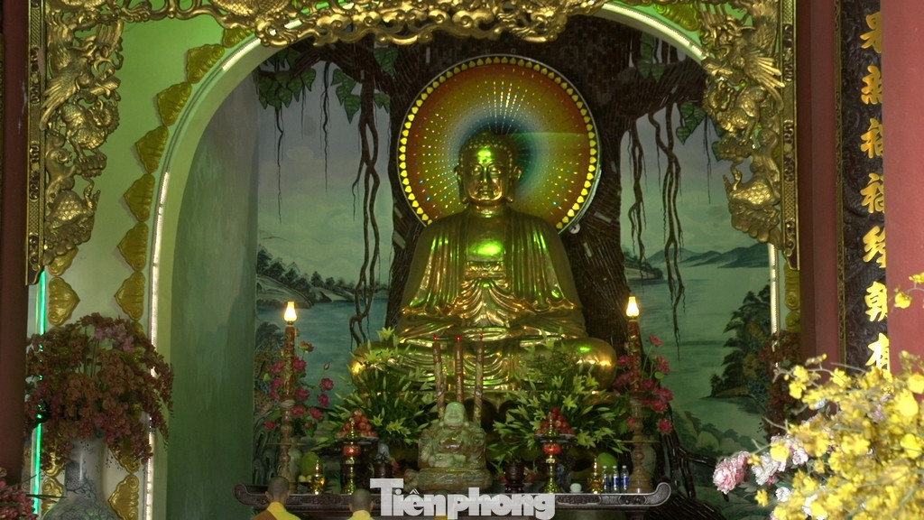 Chùa Linh Ứng Đà Nẵng là điểm du lịch tâm linh lý tưởng. Chùa Linh Ứng Đà Nẵng là điểm du lịch tâm linh lý tưởng.