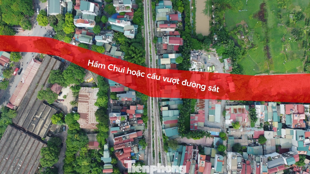 Tuyến 2 có điểm đầu giao với tuyến số 1. Điểm cuối giao với các tuyến đường trong Khu đất xây dựng hạ tầng kỹ thuật các ô quy hoạch A4/NO2, A4/NO5, A4/HH1, A4/HH5 phục vụ đấu giá quyền sử dụng đất phường Ngọc Thụy; tổng chiều dài tuyến đường khoảng 290m.