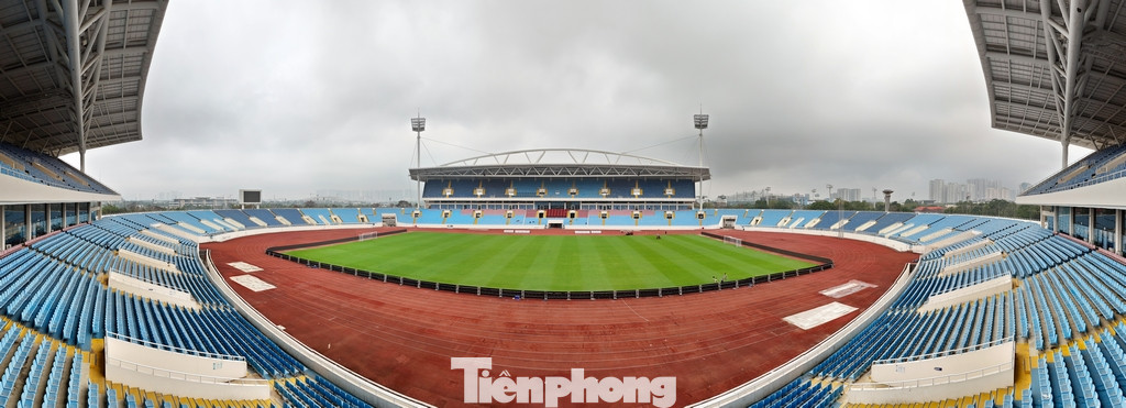 Trong đợt chuẩn bị cho SEA Games 31 vừa rồi, Ban tổ chức (BTC) sân cũng cho tháo dỡ toàn bộ ghế để sửa sang, nâng cấp.