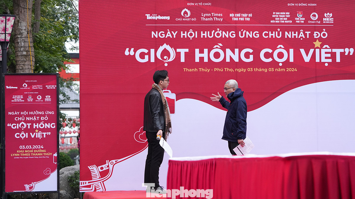 Khu vực ký lưu niệm cũng như check-in sự kiện đã được ban tổ chức chuẩn bị kỹ lưỡng.