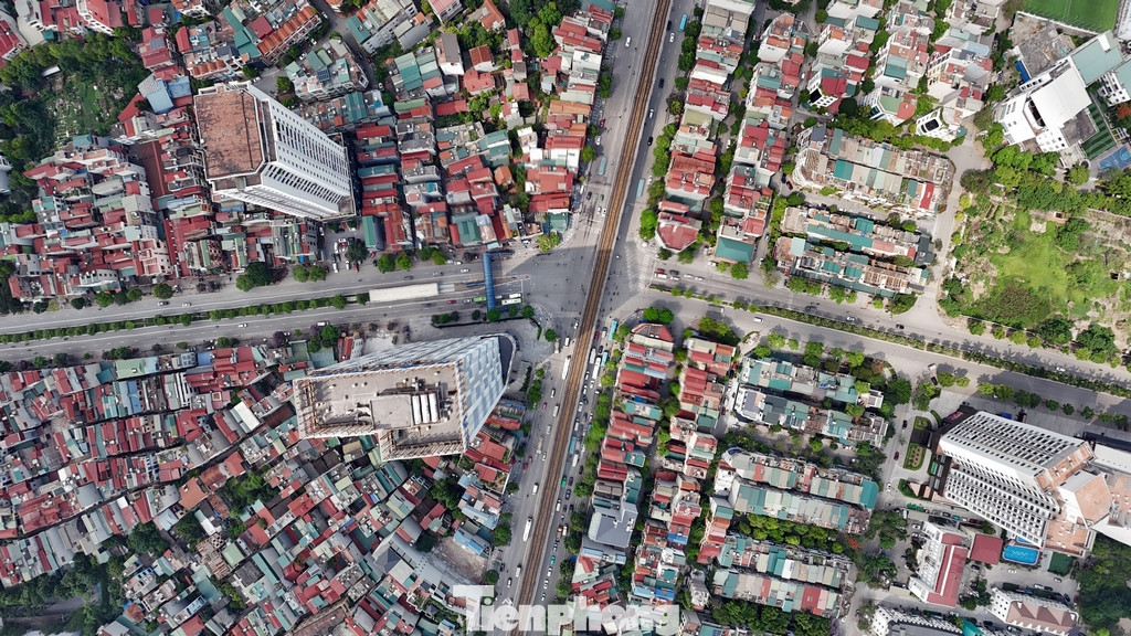 Sở Giao thông vận tải (GTVT) Hà Nội vừa báo cáo UBND Thành phố về tình hình triển khai thực hiện lập báo cáo đề xuất chủ trương đầu tư, báo cáo nghiên cứu tiền khả thi các dự án đầu tư công trình giao thông sắp xây dựng trên địa bàn.