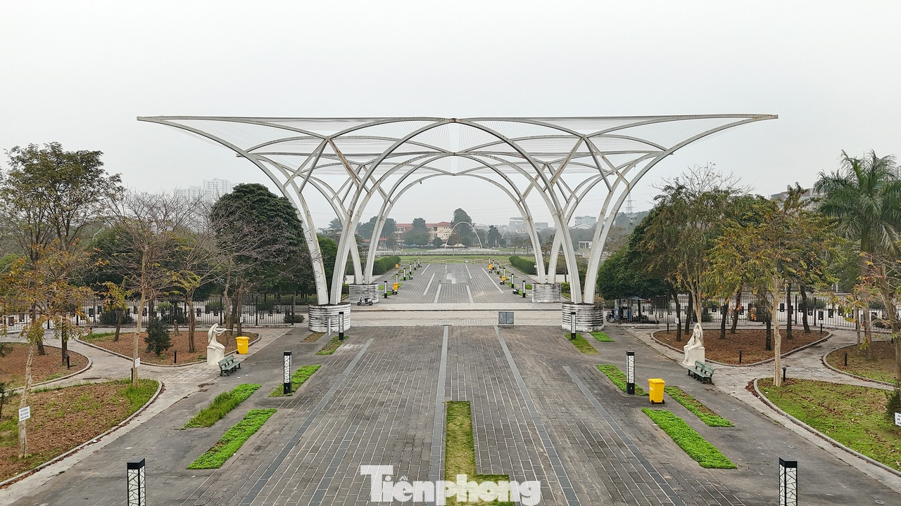 Công viên âm nhạc Đô Nghĩa nằm trong khu đô thị Dương Nội (quận Hà Đông, TP. Hà Nội) được khởi công xây dựng cuối năm 2016, khánh thành tháng 9/2019.