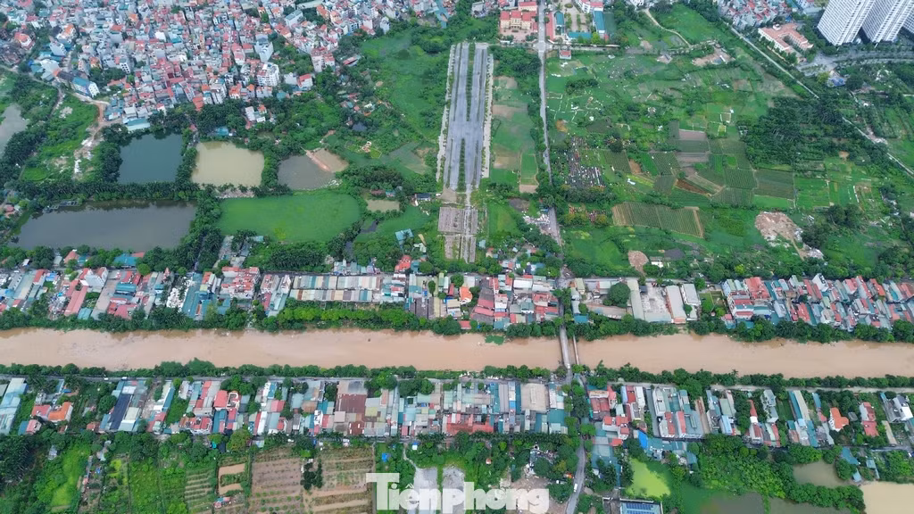 Với chiều dài như nêu trên, phía đường Hoàng Minh Thảo hầm chui dự kiến có thể bắt đầu từ đoạn giữa hai nhánh kết nối với đường Vành đai 3.