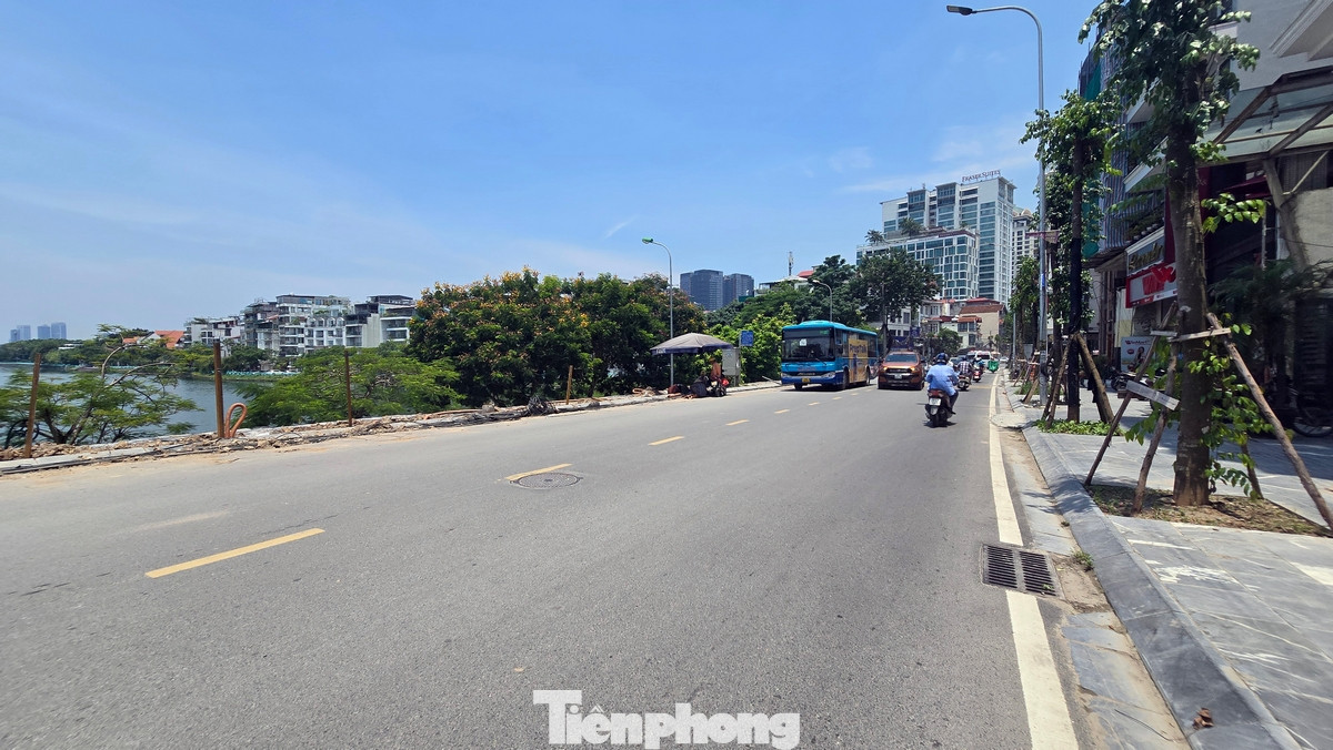 Dự kiến hoàn thành phần mặt đường trong tháng 10/2024 và toàn tuyến trong năm 2024.