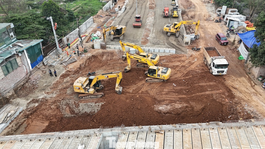 Dự án có tổng mức đầu tư 740 tỉ đồng, do UBND quận Nam Từ Liêm làm chủ đầu tư. Công trình khởi công đầu năm 2023, dự kiến hoàn thành quý 2/2024.