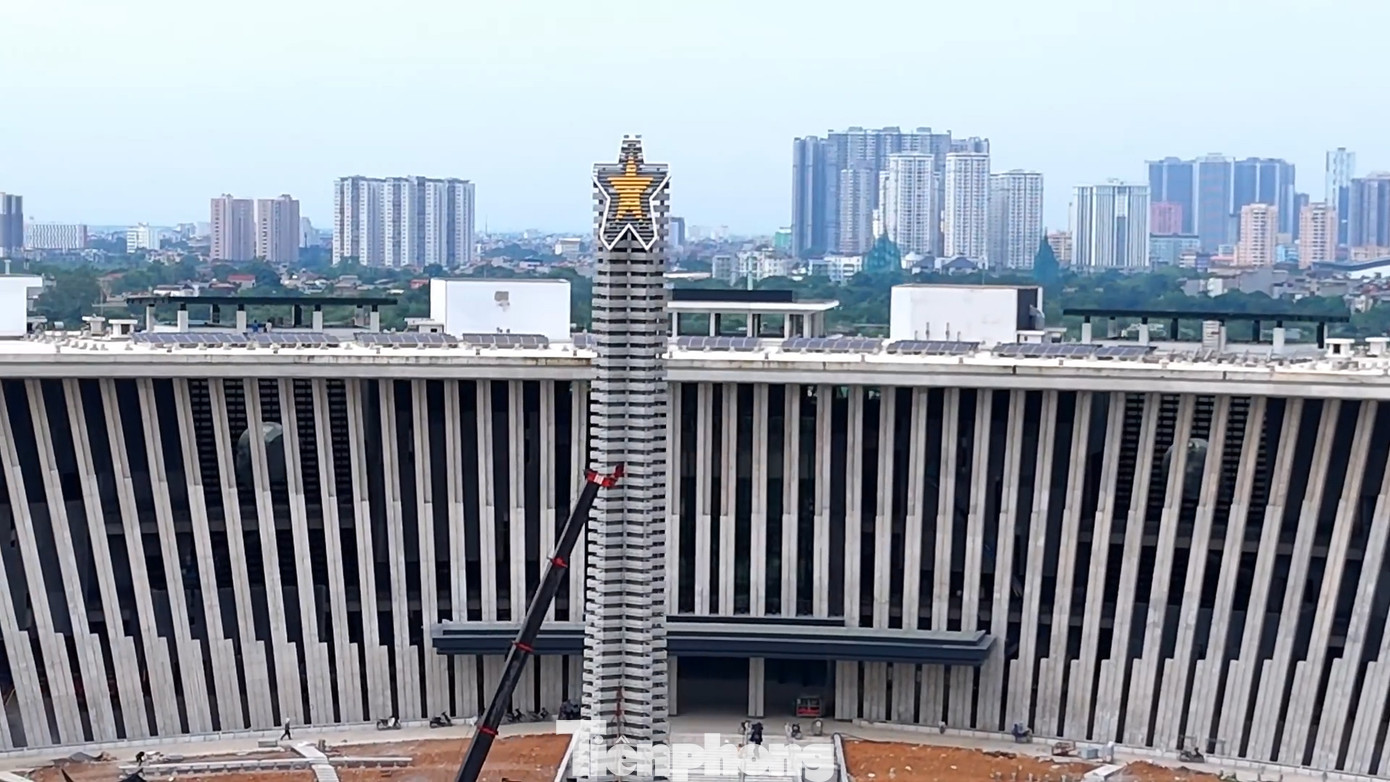 Trong giai đoạn 1, Bảo tàng sẽ trưng bày 6 chủ đề theo tiến trình lịch sử, hiện vật khối lớn ngoài trời ở phía trước và dự kiến phần nội dung trưng bày của giai đoạn 1 sẽ được đưa vào vận hành, phục vụ khách tham quan vào cuối năm 2024.