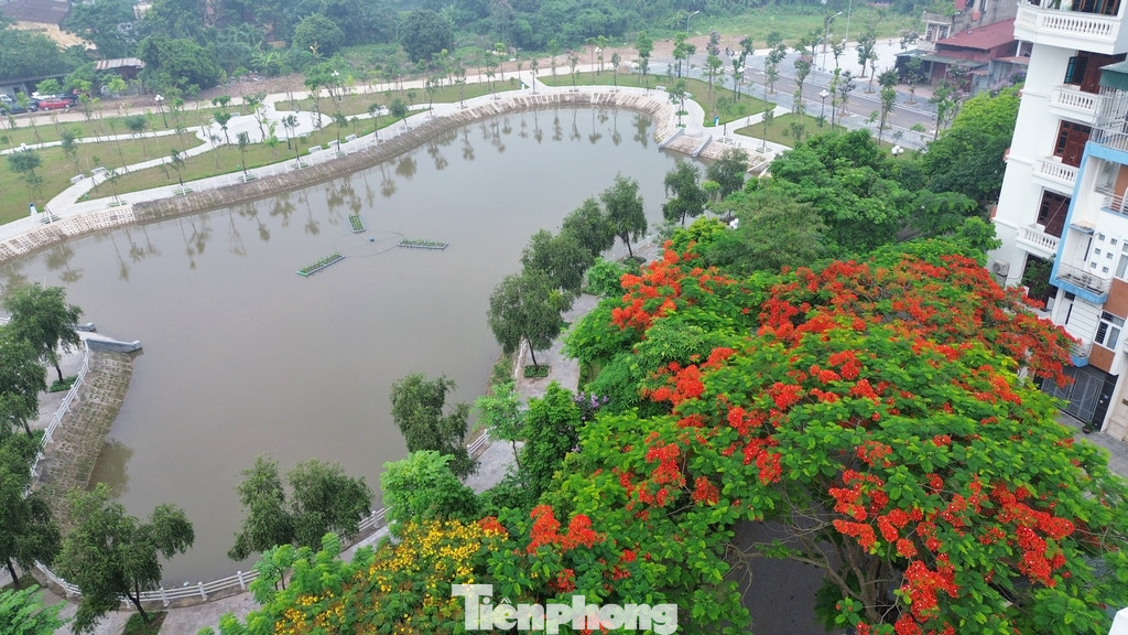 Trong đó, công trình “Vườn hoa hồ phường Thượng Thanh” có tổng diện tích khoảng 10.944m2 gồm: ô quy hoạch B4/CL4 diện tích: 9.795,11m2; ô quy hoạch B4/CL3 diện tích: 1.148,88m2.