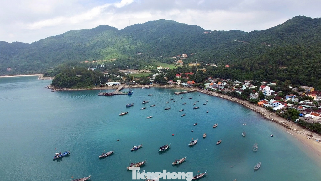 Cù Lao Chàm là một hòn đảo hoang sơ của xã Tân Hiệp (TP Hội An, tỉnh Quảng Nam). Được UNESCO công nhận là Khu dự trữ sinh quyển thế giới.