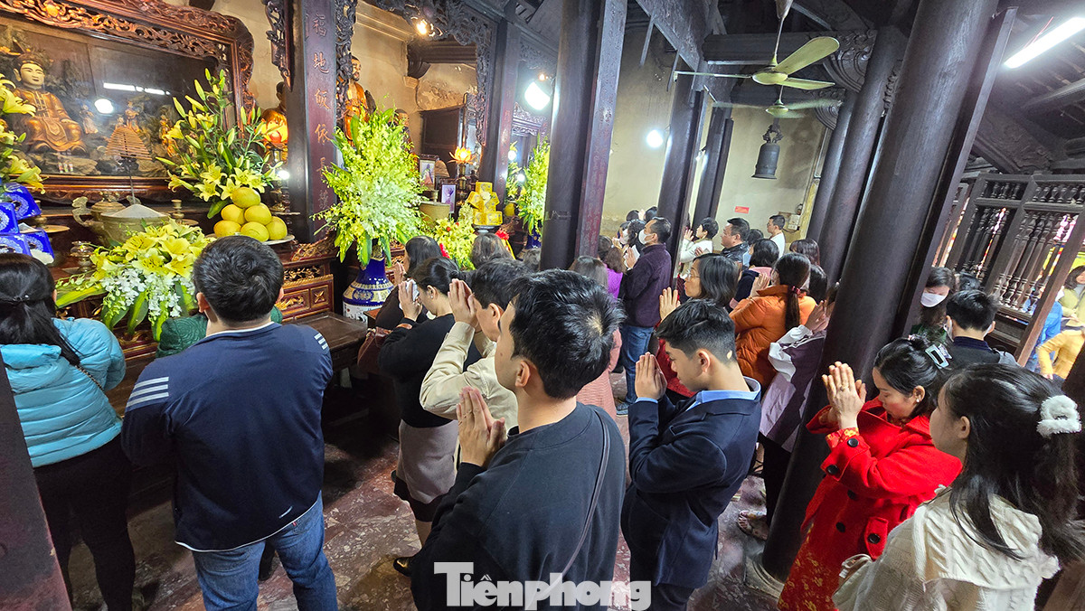 Chùa Phúc Khánh (hay còn gọi Tổ đình Phúc Khánh) là ngôi chùa khá nổi tiếng ở Hà Nội.