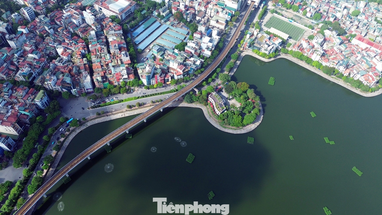 Do đó, yêu cầu cấp thiết hiện tại là phải cải tạo cơ sở vật chất cũng như xây dựng được cảnh quan hồ đáp ứng với sự phát triển của thành phố.