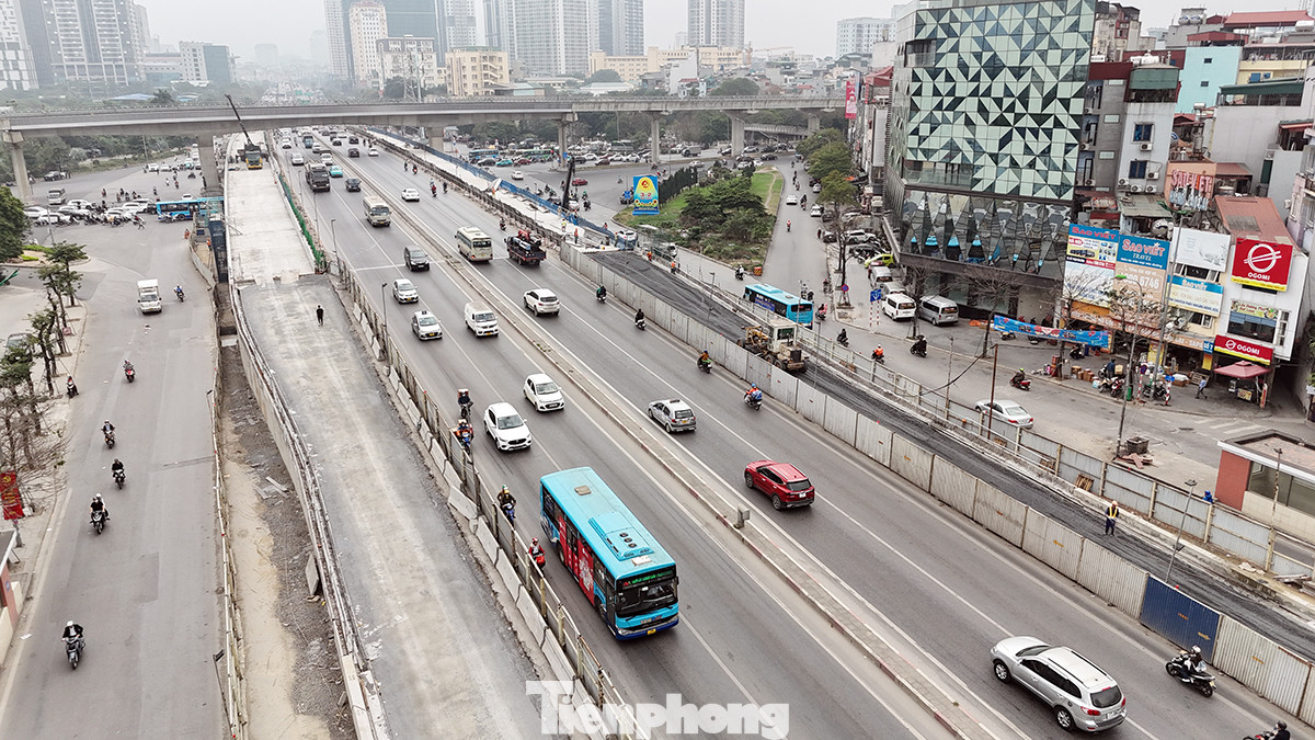 Dự kiến dự án 2 cầu vượt thép tại nút giao Mai Dịch - vành đai 3 Hà Nội này sẽ hoàn thiện vào cuối tháng 3 năm nay. Dự kiến dự án 2 cầu vượt thép tại nút giao Mai Dịch - vành đai 3 Hà Nội này sẽ hoàn thiện vào cuối tháng 3 năm nay.