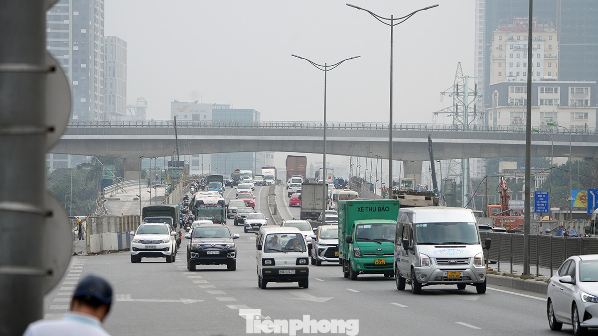 Công trình sẽ bảo đảm thúc đẩy thông thương, vận tải hành khách, hàng hóa giữa trung tâm Hà Nội với khu vực phía Bắc và vùng lân cận. Công trình sẽ bảo đảm thúc đẩy thông thương, vận tải hành khách, hàng hóa giữa trung tâm Hà Nội với khu vực phía Bắc và vùng lân cận.