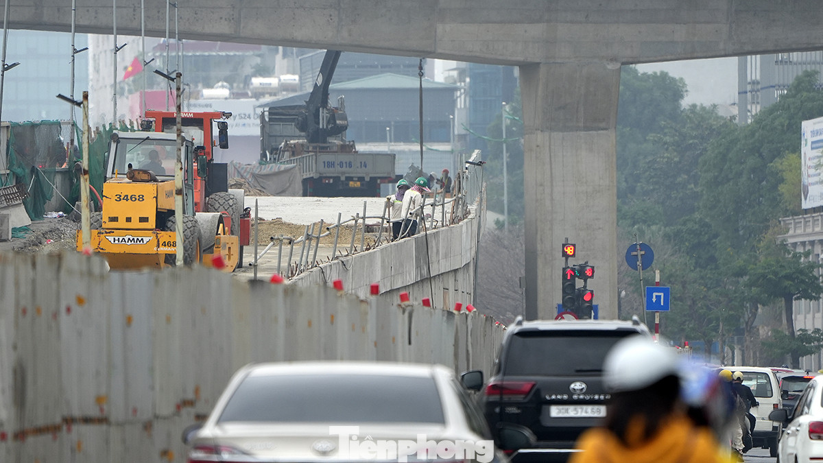Công trình sẽ bảo đảm thúc đẩy thông thương, vận tải hành khách, hàng hóa giữa trung tâm Hà Nội với khu vực phía Bắc và vùng lân cận. Công trình sẽ bảo đảm thúc đẩy thông thương, vận tải hành khách, hàng hóa giữa trung tâm Hà Nội với khu vực phía Bắc và vùng lân cận.
