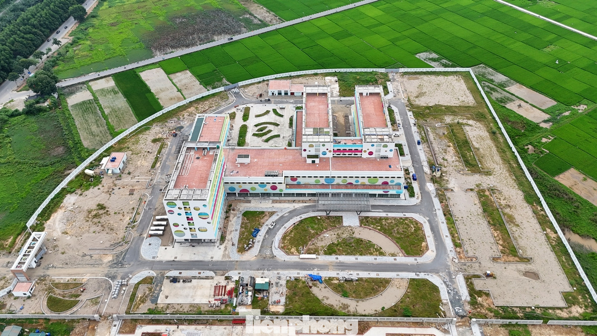 Năm 2023, bệnh viện tiếp nhận gần 1,2 triệu trẻ đến khám chữa bệnh ngoại trú, hơn 120.000 ca điều trị nội trú.