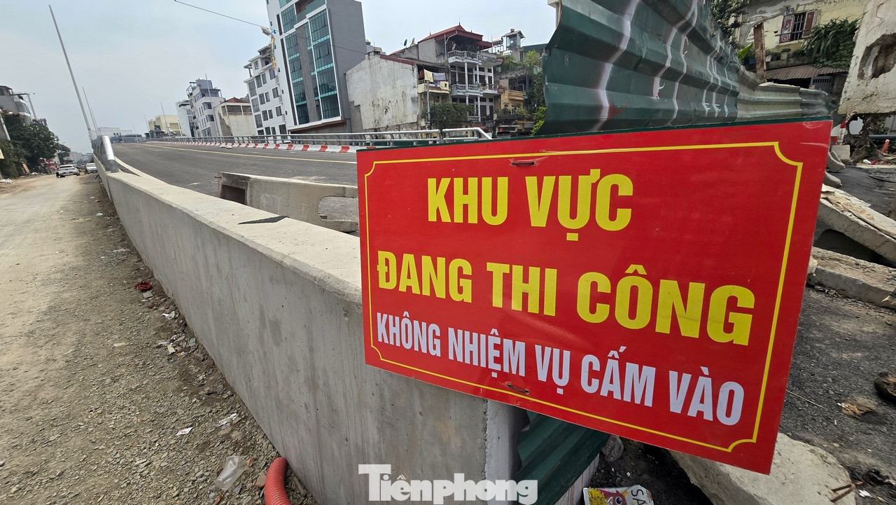 Toàn tuyến dài 1,5 km, rộng 40 m với tổng mức đầu 1.200 tỷ đồng, trong đó hơn một nửa dành cho giải phóng mặt bằng, hỗ trợ tái định cư.