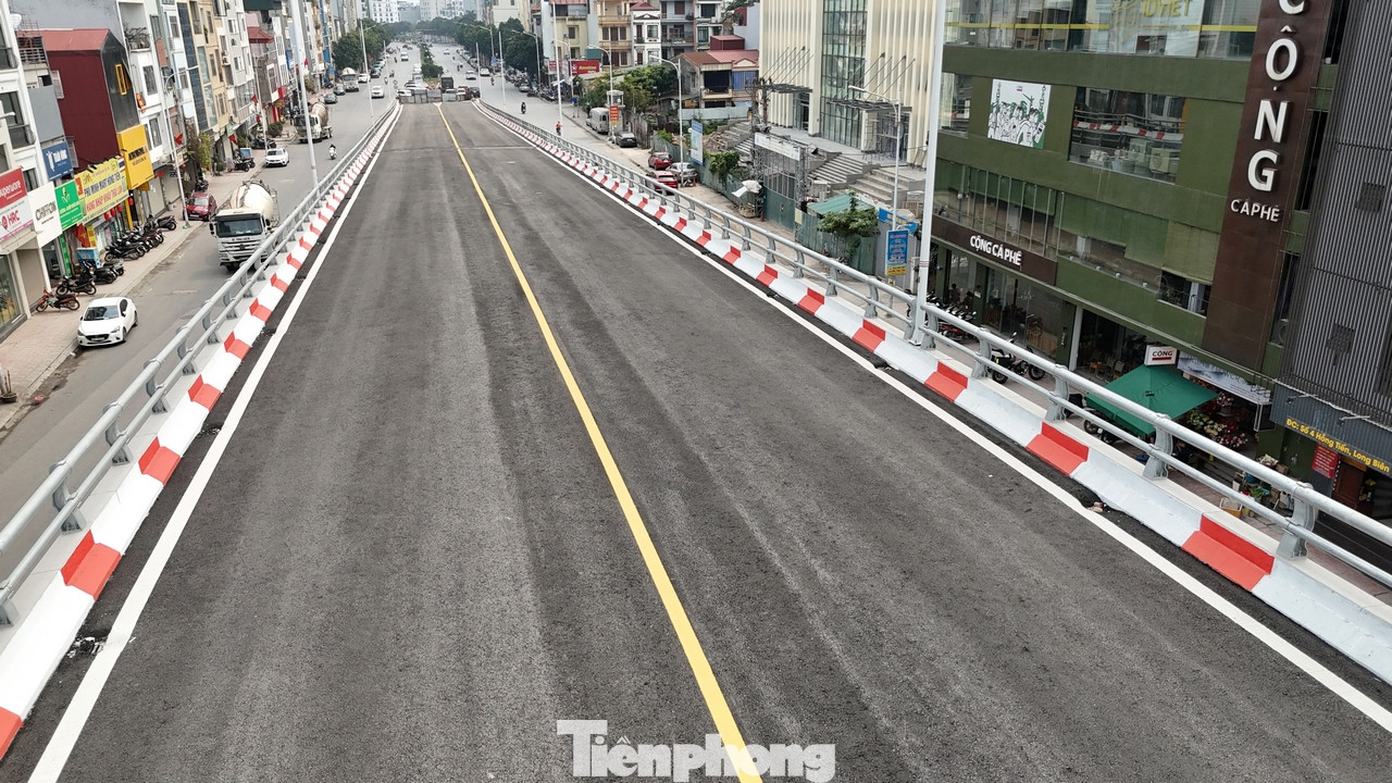 Đoạn đường có chiều dài toàn tuyến 1,5km, mặt cắt ngang 40m với tổng mức đầu tư 1.200 tỷ đồng, trong đó hơn một nửa dành cho giải phóng mặt bằng, hỗ trợ tái định cư. Sau khi hoàn thiện, dự án được kỳ vọng sẽ tạo ra tuyến đường thông suốt từ cầu Đông Trù đi qua các phường Thượng Thanh, Ngọc Thụy, Ngọc Lâm, Bồ Đề, Long Biên, Thạch Bàn và nối với cao tốc Hà Nội - Hải Phòng.