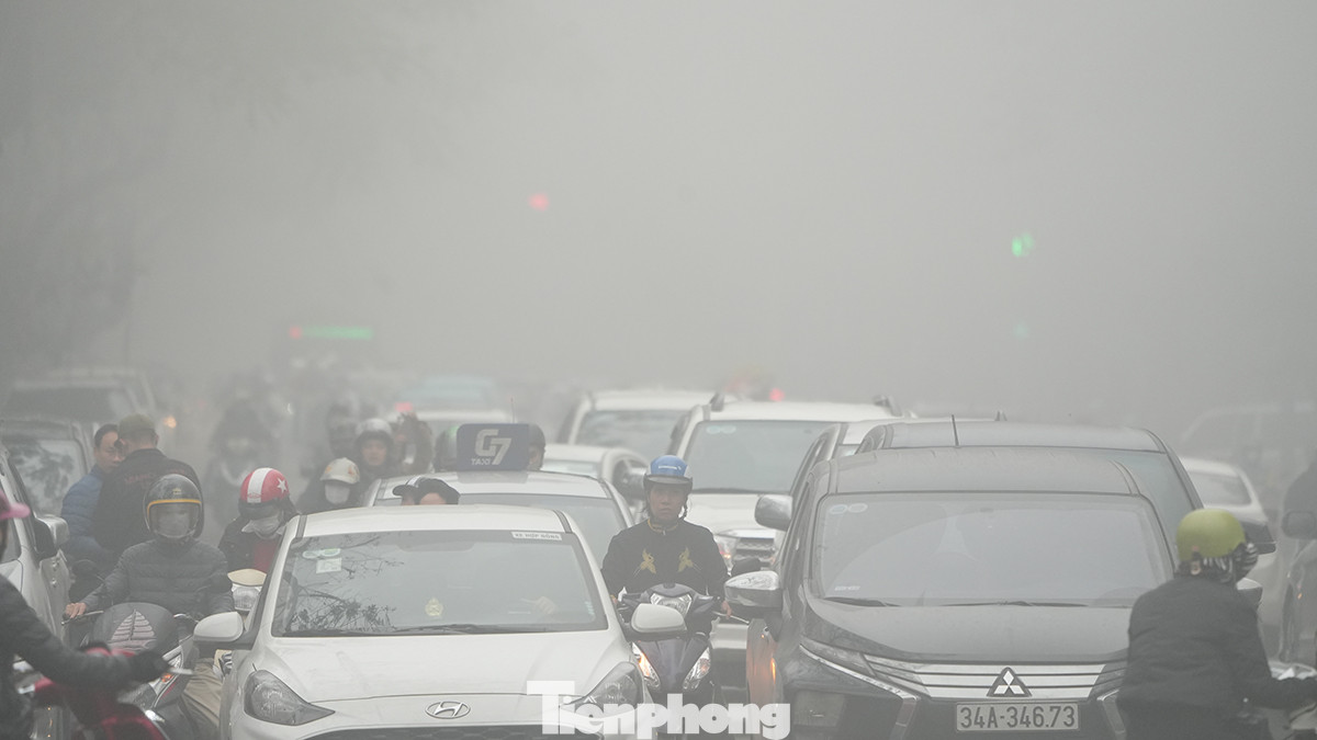 Hình ảnh trên phố Lý Thường Kiệt thời điểm 8 giờ 30 phút sáng nay.