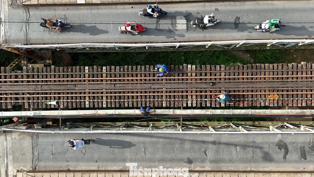 Cục Đường sắt Việt Nam kiến nghị cần đánh giá hiện trạng kỹ lưỡng và xem xét khả năng đầu tư dài hạn để đảm bảo an toàn khai thác với nguồn vốn đầu tư phát triển trước khi tuyến đường sắt đô thị số 1 Hà Nội triển khai và khi chưa triển khai tuyến đường sắt vành đai phía Đông.