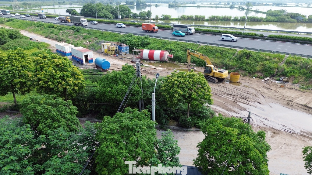 Theo thiết kế, tuyến đường kết nối cao tốc Pháp Vân - Cầu Giẽ với đường Vành đai 3 có chiều dài khoảng 3,4 km, điểm đầu giao với đường cao tốc Pháp Vân - Cầu Giẽ (tại xã Tứ Hiệp, Thanh Trì), điểm cuối giao với đường Vành đai 3 (đoạn gần nút giao Tam Trinh), nền đường rộng 60m, sử dụng cho các loại xe ô tô.