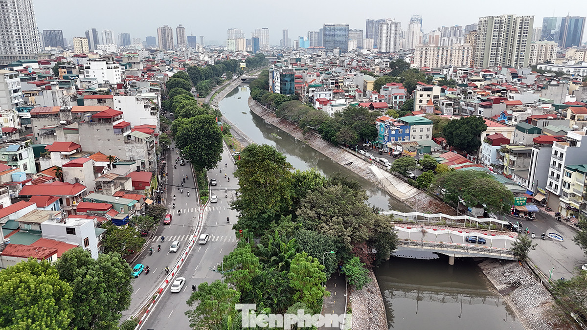 Dự án được triển khai nhằm giảm tải áp lực giao thông cho nút giao Ngã Tư Sở cũng như phát huy hiệu quả tuyến đường Vành đai 2 trên cao đoạn Vĩnh Tuy - Ngã Tư Sở.