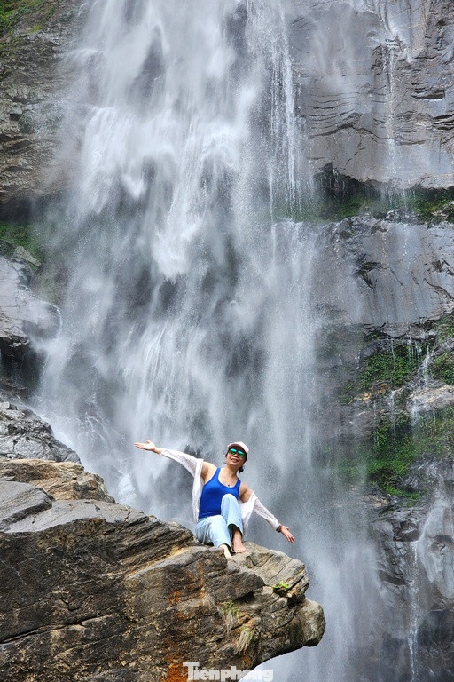 Bên cạnh có có thể trải nghiệm với thác Đề Chơ cách đây không xa. Đây cũng đang là một điểm check-in lý tưởng cho những du khách ưa du lịch khám phá. Bên cạnh có có thể trải nghiệm với thác Đề Chơ cách đây không xa. Đây cũng đang là một điểm check-in lý tưởng cho những du khách ưa du lịch khám phá.