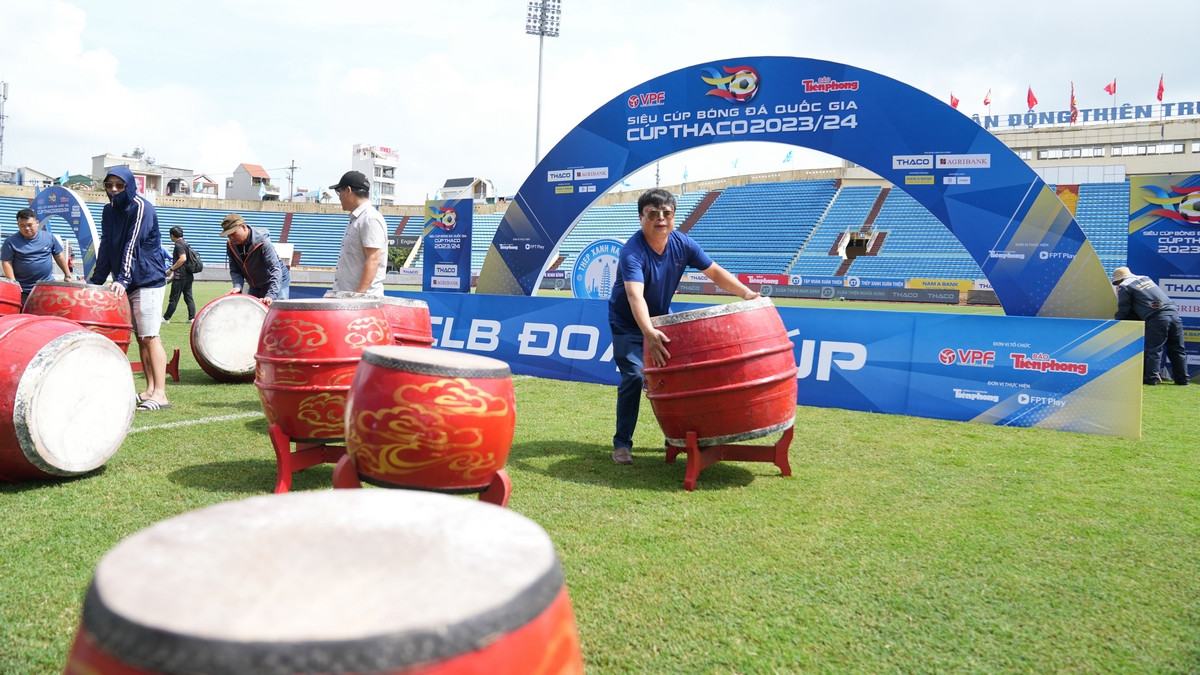 Màn trống hội sẽ góp mặt tại lễ khai mạc trận siêu cúp.
