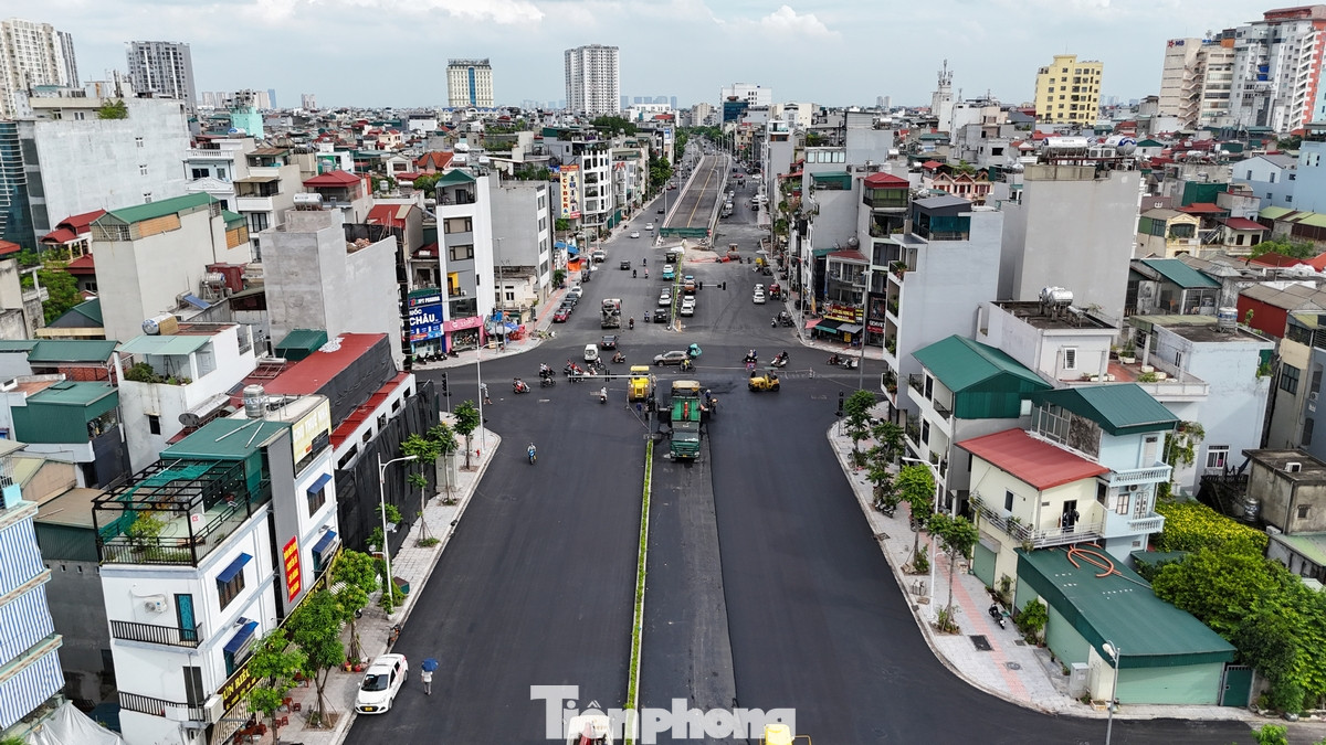 Tuyến đường dự kiến hoàn thành năm 2020, song đến nay mới cơ bản xong. Nguyên nhân chậm tiến độ chủ yếu là khâu giải phóng mặt bằng.