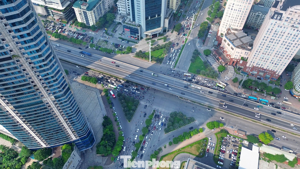 Công trình này nằm trên địa bàn thuộc phạm vi xây dựng của địa bàn quận Nam Từ Liêm và quận Cầu Giấy. Công trình này nằm trên địa bàn thuộc phạm vi xây dựng của địa bàn quận Nam Từ Liêm và quận Cầu Giấy.