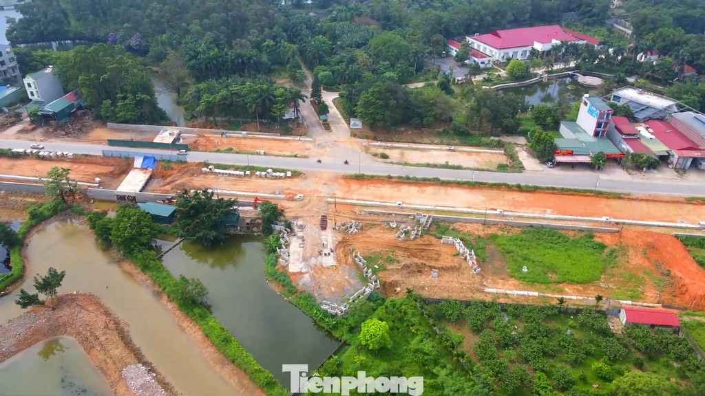 Theo Ban Quản lý dự án đầu tư xây dựng công trình giao thông thành phố Hà Nội, đến thời điểm hiện tại Ban đang tập trung thi công đoạn qua địa bàn xã Phú Nghĩa và xã Tiên Phương (huyện Chương Mỹ) với chiều dài khoảng 3 km. Theo Ban Quản lý dự án đầu tư xây dựng công trình giao thông thành phố Hà Nội, đến thời điểm hiện tại Ban đang tập trung thi công đoạn qua địa bàn xã Phú Nghĩa và xã Tiên Phương (huyện Chương Mỹ) với chiều dài khoảng 3 km.