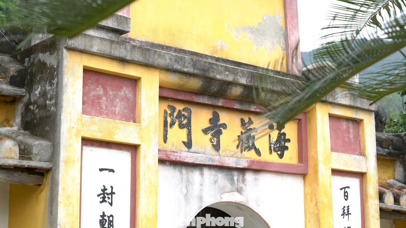 Nằm trong số các chùa Hội An hấp dẫn du khách, chùa Hải Tạng được biết đến là điểm tâm linh gắn với truyền thuyết đặc biệt. Nằm trong số các chùa Hội An hấp dẫn du khách, chùa Hải Tạng được biết đến là điểm tâm linh gắn với truyền thuyết đặc biệt.