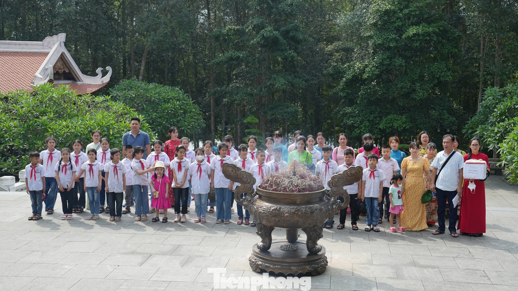 Đây là nơi Bác và các đồng chí của Người đã làm việc, nơi thể hiện tình cảm cao quý của Người với bạn bè quốc tế. Cũng tại nơi đây, từ năm 1969 đến năm 1975, thi hài của Người đã được gìn giữ tuyệt đối an toàn.