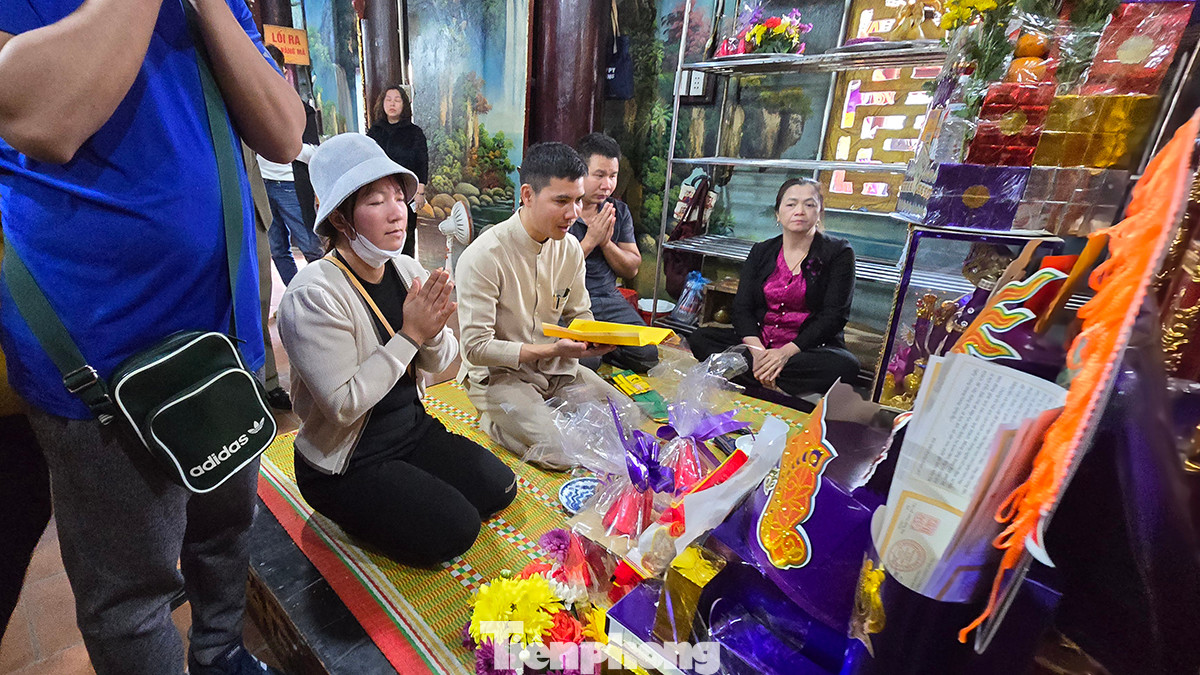 Trước tình hình đó, triều đình cử danh tướng họ Nguyễn đưa đội quân tiến dọc sông Thao đánh đuổi bọn giặc, giải phóng Khau Bàn và xây dựng Bảo Hà thành căn cứ lớn.