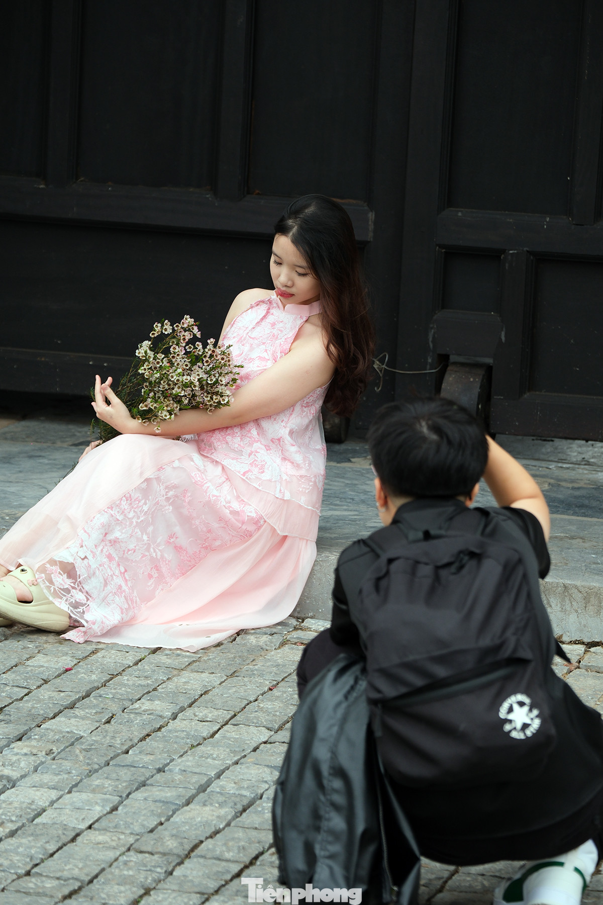 Bất cứ chỗ nào cũng có thể trở thành một nơi tạo ra những khuôn hình đẹp với không gian Tết Việt.