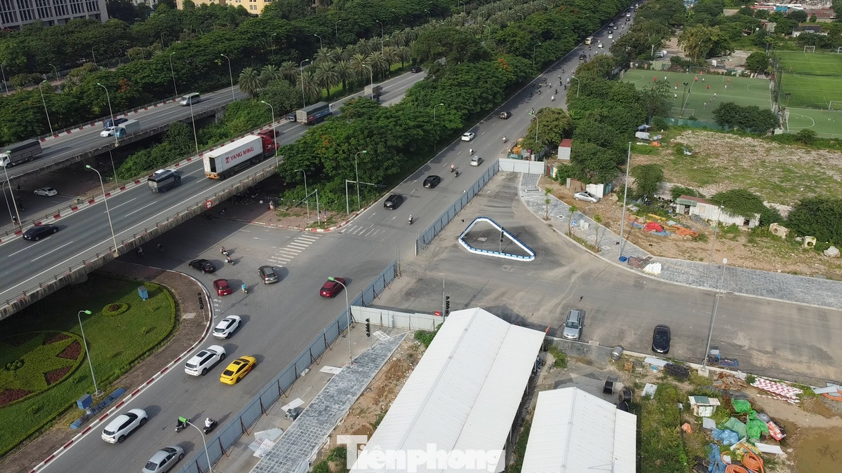 Trong quy hoạch, đường Lê Quang Đạo kéo dài sẽ đi qua đường Lê Trọng Tấn (Vành đai 3,5) và hướng về Vành đai 4 (Đông La, Hoài Đức).