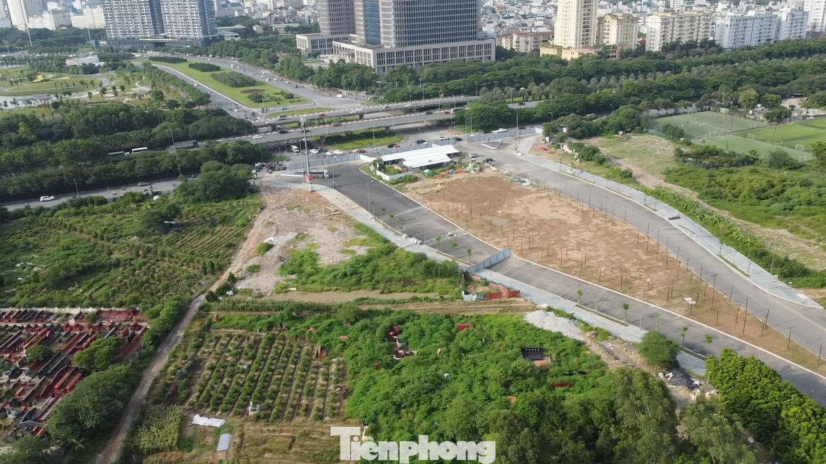 Theo kế hoạch mới, dự án dự kiến được hoàn thành và đưa vào sử dụng dịp chào mừng kỷ niệm 70 năm Ngày Giải phóng Thủ đô (10/10/1954 - 10/10/2024).