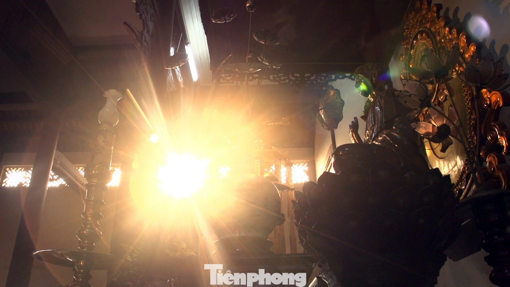 Chùa Từ Đàm Huế cũng là một trong những ngôi chùa Phật giáo nổi tiếng được nhiều du khách thăm viếng trong chuyến du lịch Huế. Chùa Từ Đàm Huế cũng là một trong những ngôi chùa Phật giáo nổi tiếng được nhiều du khách thăm viếng trong chuyến du lịch Huế.