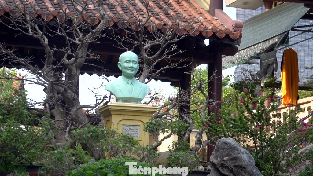 Đến nay, chùa Từ Đàm Huế được biết tới là một trong những địa điểm nổi tiếng được rất nhiều chư tăng ni, Phật tử các giới tại Việt Nam đến học tập và sinh hoạt. Đến nay, chùa Từ Đàm Huế được biết tới là một trong những địa điểm nổi tiếng được rất nhiều chư tăng ni, Phật tử các giới tại Việt Nam đến học tập và sinh hoạt.