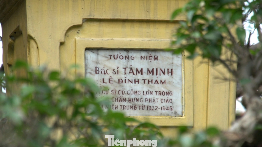 Đến nay, chùa Từ Đàm Huế được biết tới là một trong những địa điểm nổi tiếng được rất nhiều chư tăng ni, Phật tử các giới tại Việt Nam đến học tập và sinh hoạt. Đến nay, chùa Từ Đàm Huế được biết tới là một trong những địa điểm nổi tiếng được rất nhiều chư tăng ni, Phật tử các giới tại Việt Nam đến học tập và sinh hoạt.