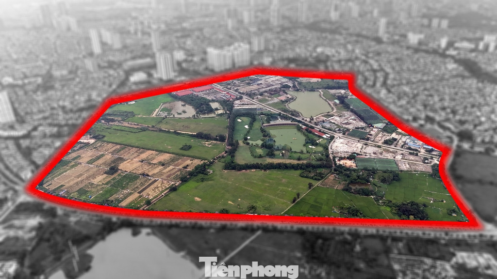 Trước đó, Bộ Tài nguyên và Môi trường công khai tham vấn cộng đồng Báo cáo đánh giá tác động môi trường của dự án Khu công viên văn hóa - vui chơi giải trí, thể thao Hà Đông, thành phố Hà Nội.