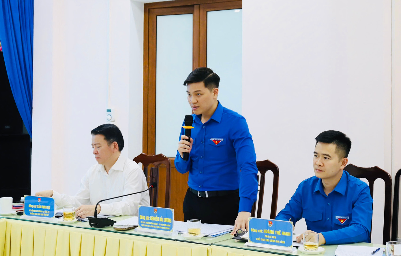 Anh Nguyễn Hải Dương - Bí thư Tỉnh Đoàn Hà Giang báo cáo tổng kết công tác Đoàn và phong trào thanh thiếu nhi tỉnh Hà Giang năm 2024.