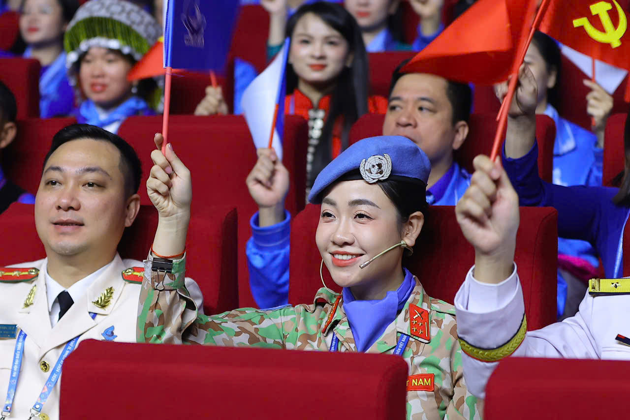 Đại úy Vũ Nhật Hương tại Đại hội. Ảnh: Trọng Tài Đại úy Vũ Nhật Hương tại Đại hội. Ảnh: Trọng Tài