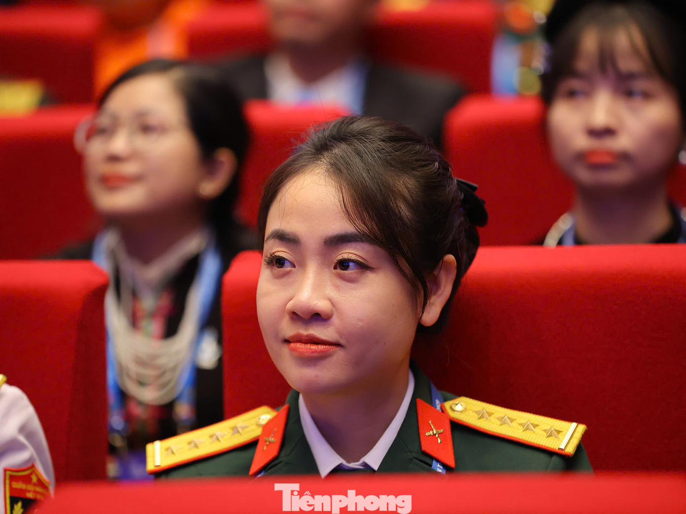 Đến với Đại hội, Đại uý Vũ Nhật Hương mong muốn lan tỏa tinh thần "Tôi yêu Tổ quốc tôi" tới bạn trẻ cả nước. Ảnh: Trọng Tài Đến với Đại hội, Đại uý Vũ Nhật Hương mong muốn lan tỏa tinh thần "Tôi yêu Tổ quốc tôi" tới bạn trẻ cả nước. Ảnh: Trọng Tài