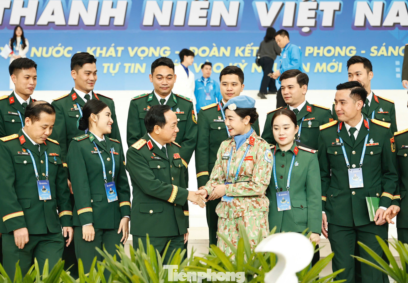 Đại úy Hương cho rằng, “Tôi yêu Tổ quốc tôi” không phải là những điều xa xôi, mà còn là trách nhiệm thiêng liêng mỗi thanh niên Quân đội nói riêng, thế hệ trẻ của đất nước luôn khắc sâu trong tim. Ảnh: Như Ý Đại úy Hương cho rằng, “Tôi yêu Tổ quốc tôi” không phải là những điều xa xôi, mà còn là trách nhiệm thiêng liêng mỗi thanh niên Quân đội nói riêng, thế hệ trẻ của đất nước luôn khắc sâu trong tim. Ảnh: Như Ý