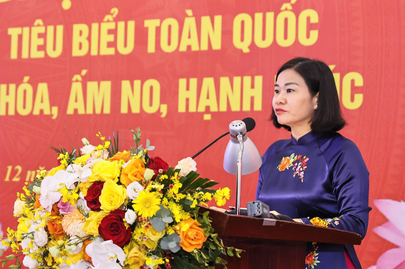 Bà Nguyễn Thị Tuyến - Ủy viên T.Ư Đảng, Chủ tịch Hội LHPN Việt Nam phát biểu tại chương trình.