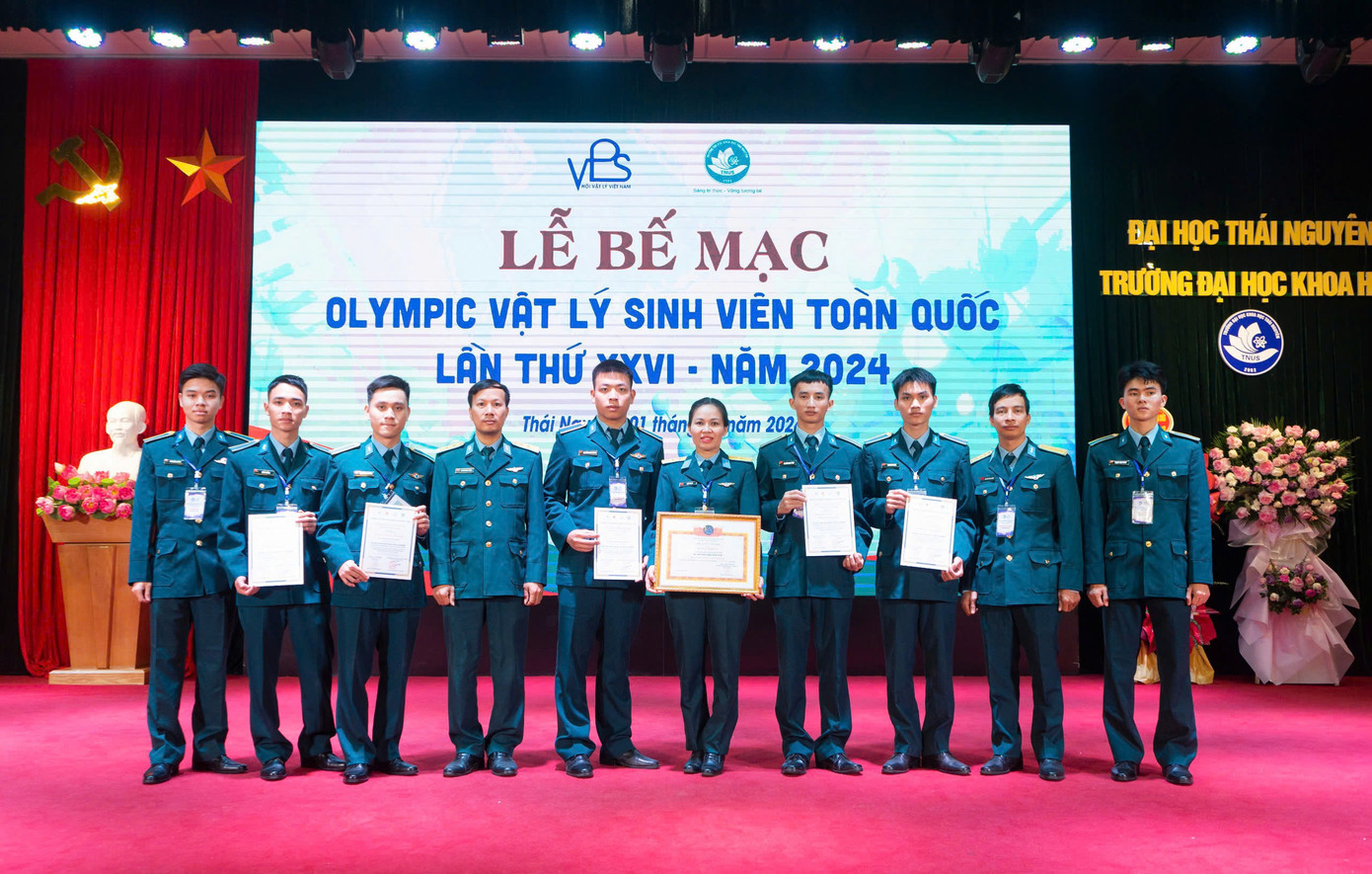 Học viên Học viện Phòng không - Không quân giành giải Nhì cuộc thi Olympic Vật lý sinh viên toàn quốc. Học viên Học viện Phòng không - Không quân giành giải Nhì cuộc thi Olympic Vật lý sinh viên toàn quốc.